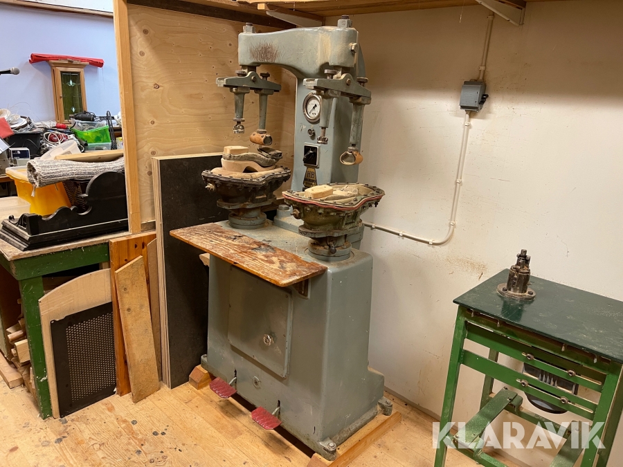 Sulpress för träskotillverkning Borås Mekaniska verkstad