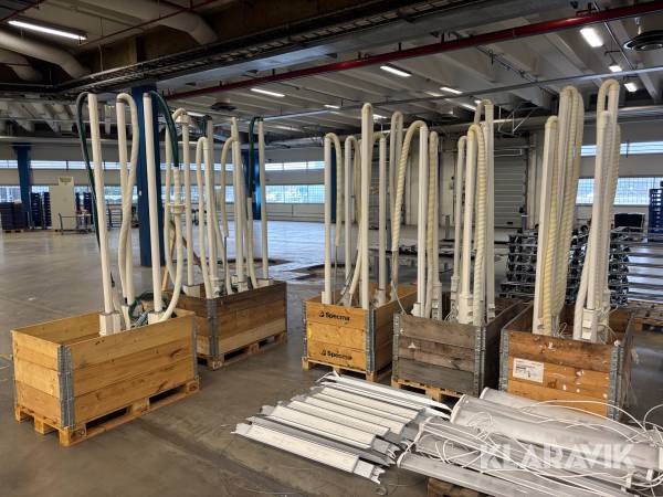 Uttagsstolpar Schneider 27st