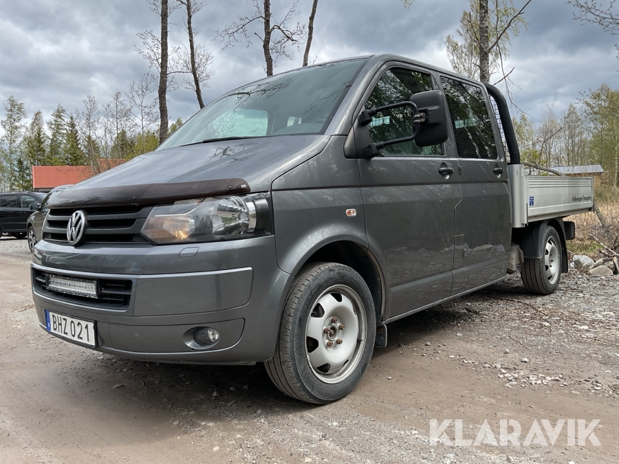 Flakbil Volkswagen Transporter dubbelhytt