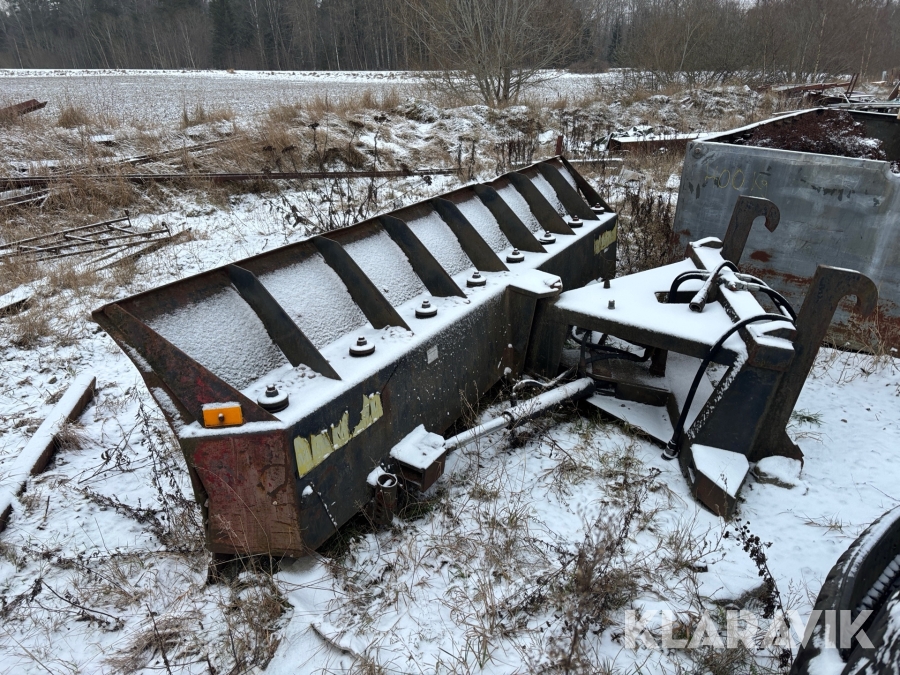 Hydrauliskt snöblad 2700mm