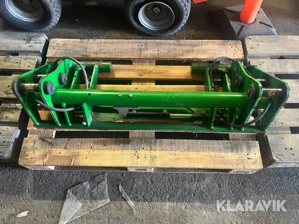 Frontfäste till John Deere