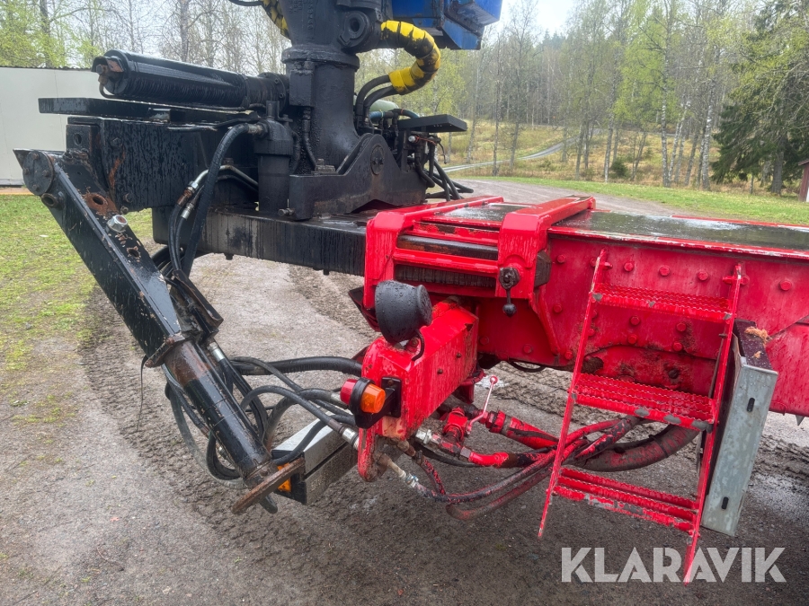 Timmerbil Scania 164G med kran