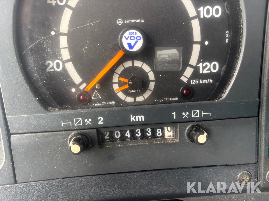 Timmerbil Scania 164G med kran