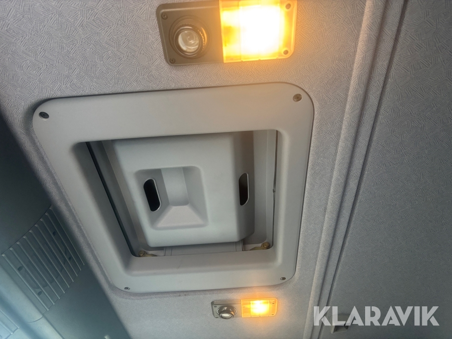 Timmerbil Scania 164G med kran