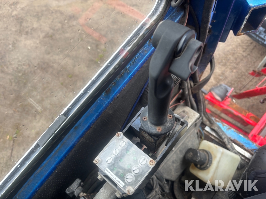 Timmerbil Scania 164G med kran