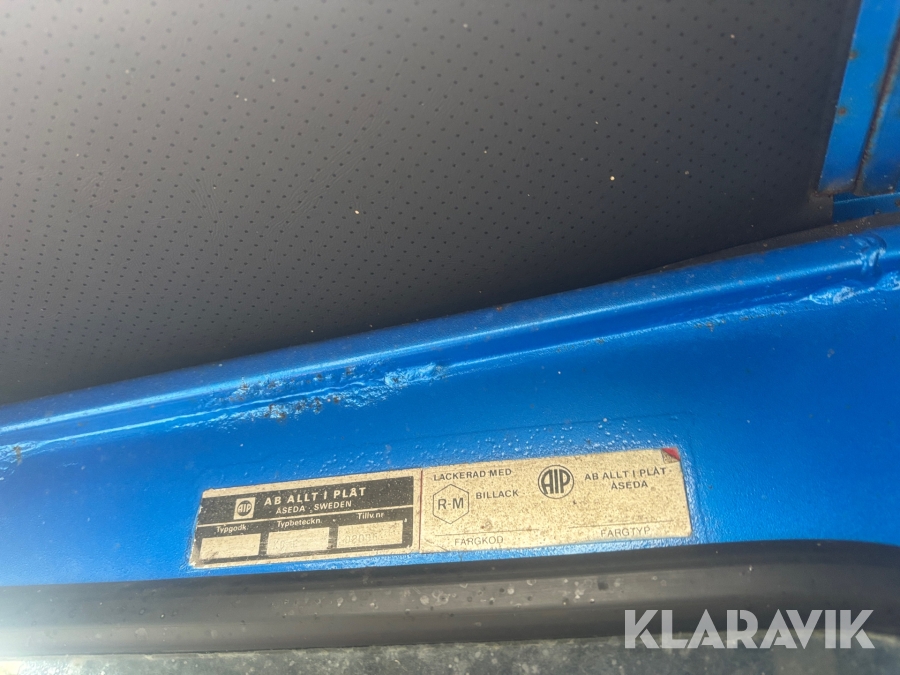 Timmerbil Scania 164G med kran