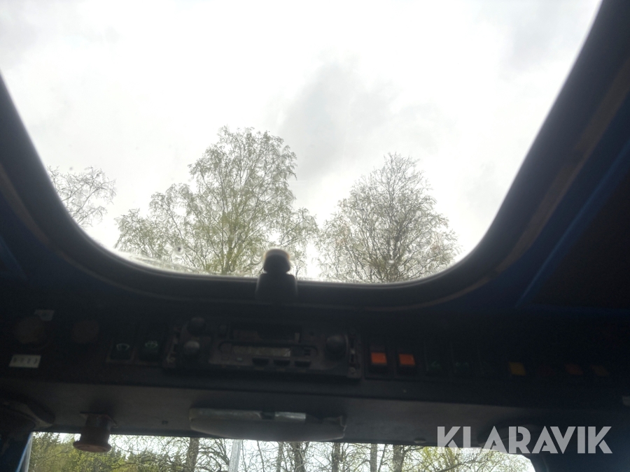 Timmerbil Scania 164G med kran