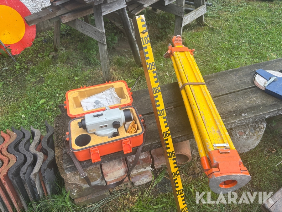 Avvägningsintrument Sokkkisha B2C med stativ och måttstock