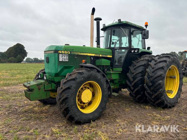 Traktor John Deere 4650