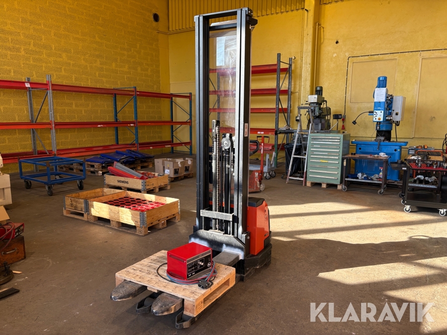 Ståstaplare BT SWE120