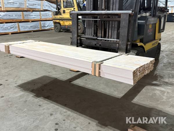 Foder 12*56, 2.2m vit 0502 100st