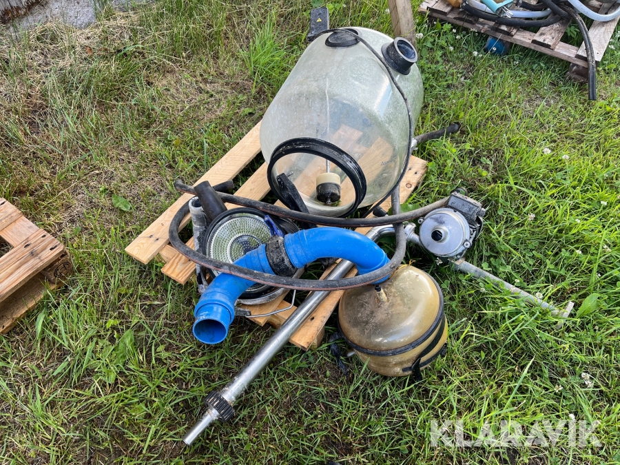 Mjölkbytta DeLaval LS71 med mjölkpump