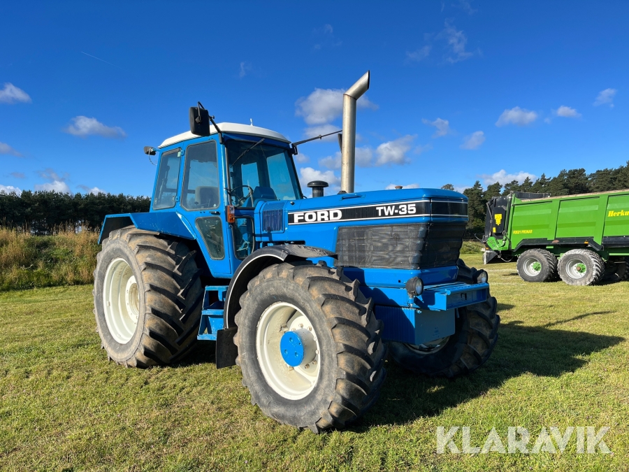 Traktor Ford TW-35