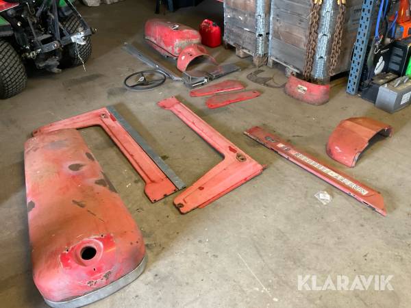 Diverse delar till traktorer Massey Ferguson 65 Och Super 90