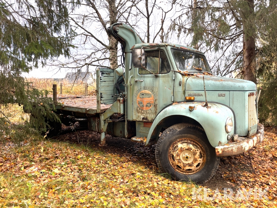Lastbil Scania Vabis 50 med kran