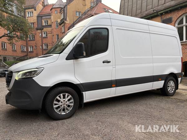 Lastbil skåpbil Mercedes-Benz Sprinter