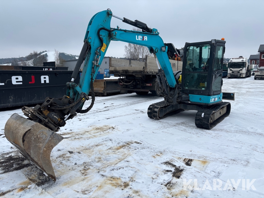 Grävmaskin Airman AX55UCGL-6A med Engcon tiltrotator & redskap