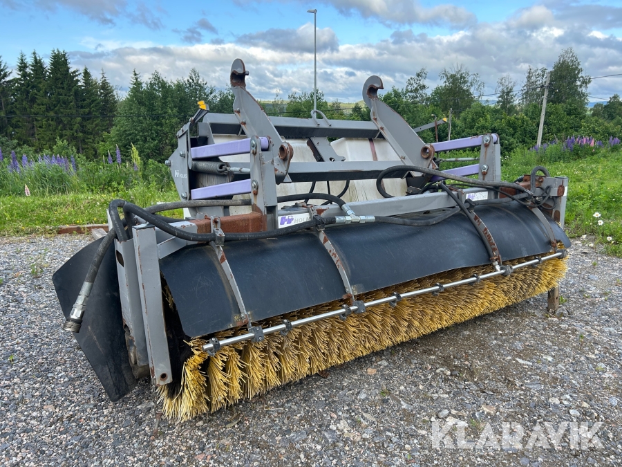 Sopvals Holms 300-2.5 med vattenspridning