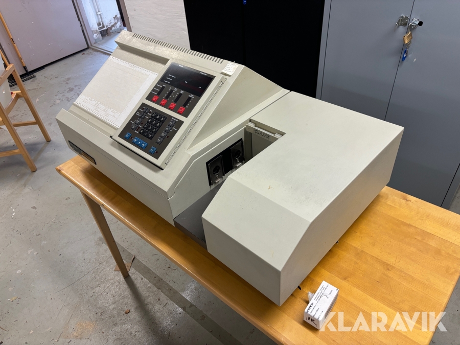 Spektrometer Perkin-Elmer 782