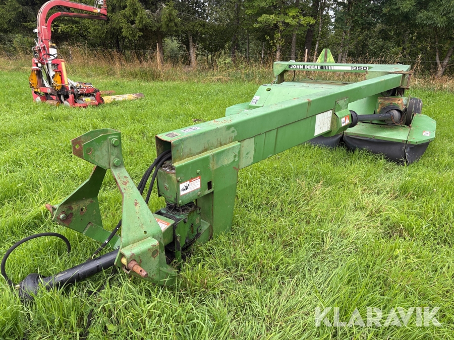 Slåtterkross John Deere 1350