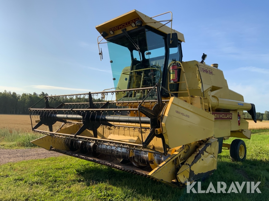 Skördetröska New Holland 8030 Clayson Sperry 13fot