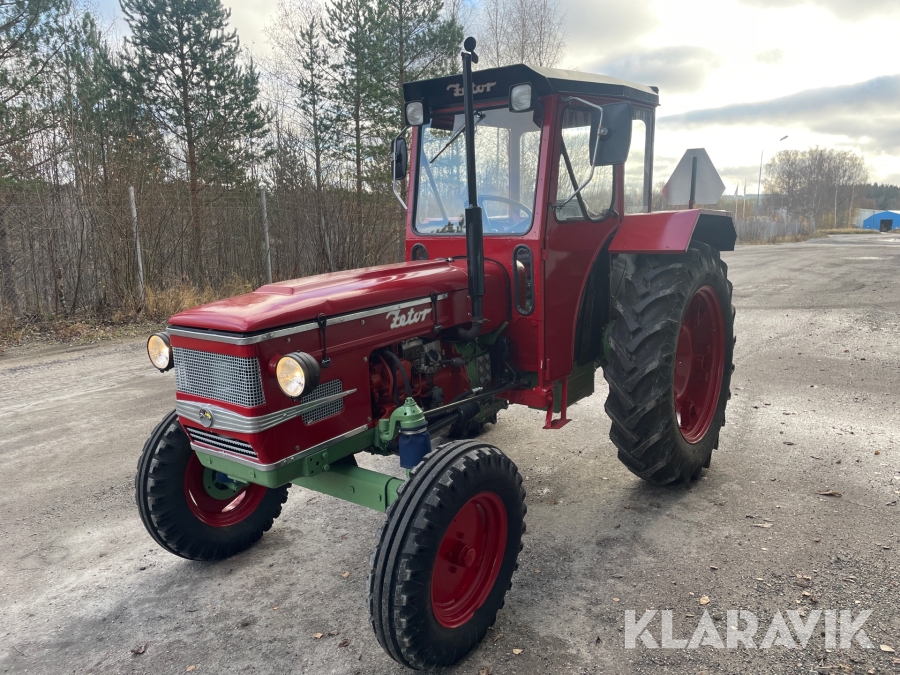 Traktor Zetor 5511