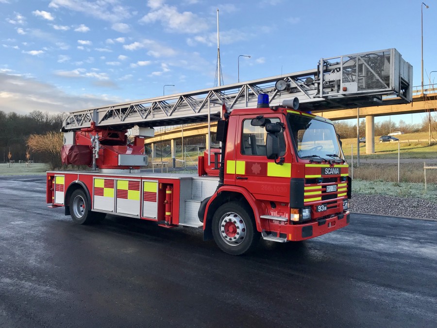 Stegbil / Brandbil Scania