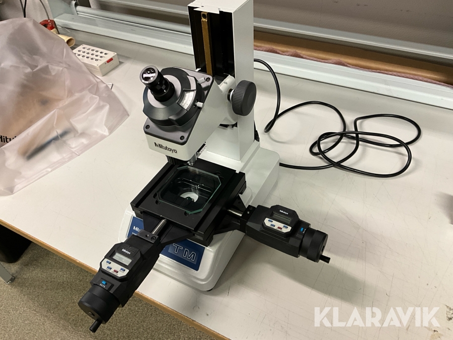 Microskåp Mitutoya TM-A505B