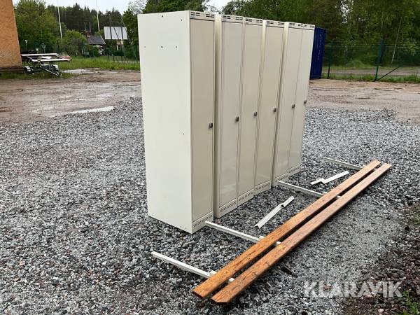 Klädskåp med sittbänk  6 stycken Sona