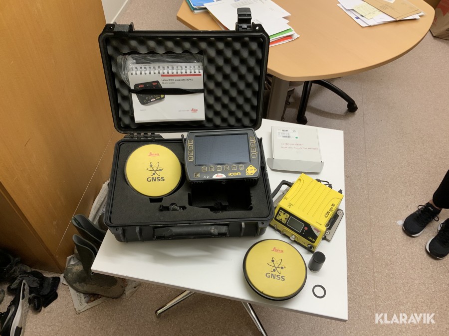 Maskinstyrningsutrustning Leica i 3D för montering i grävsystem