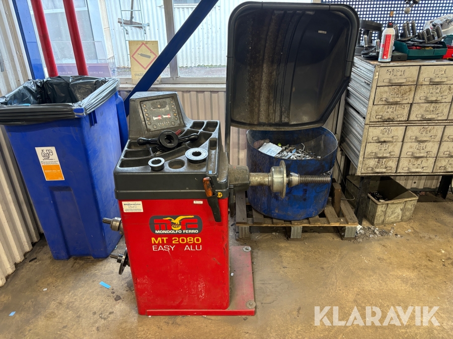 Balanseringsmaskin Mondolfo Ferro MT 2080