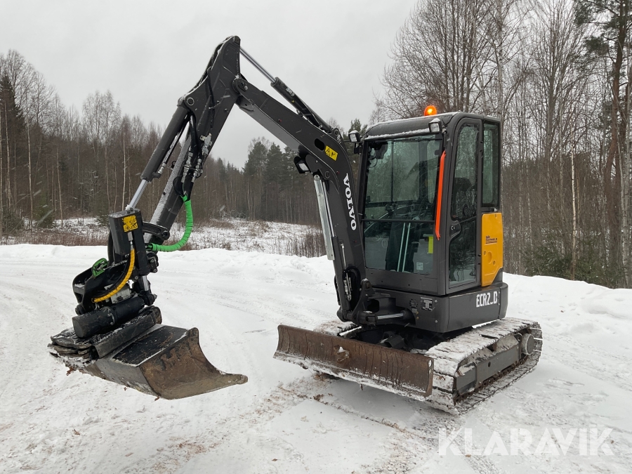 Grävmaskin Volvo ECR25D med tiltrotator/skopor