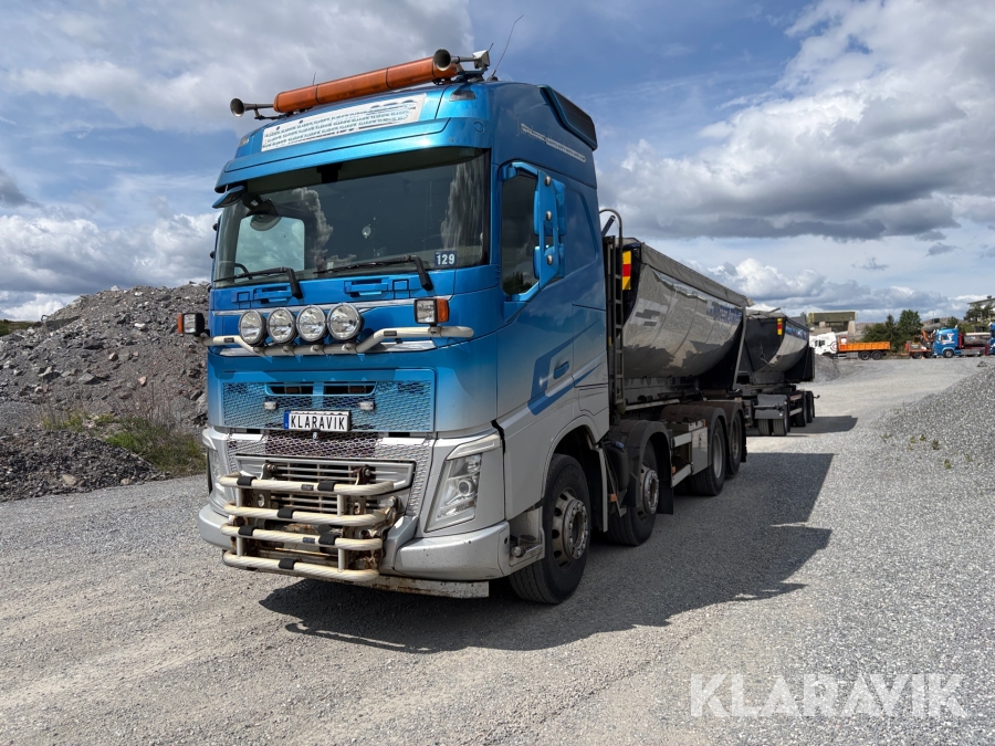 Lastväxlare med släp och asfaltsflak Volvo Fh13