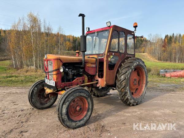 Traktor Volvo BM 400 Buster