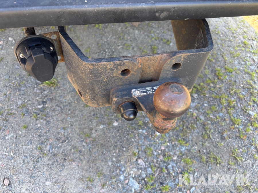 Pickup Toyota Hilux Extra Cab 2.4 AWD Manuell 150hk