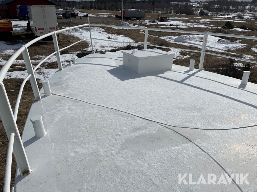 Båt med båttrailer