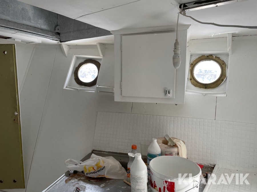 Båt med båttrailer