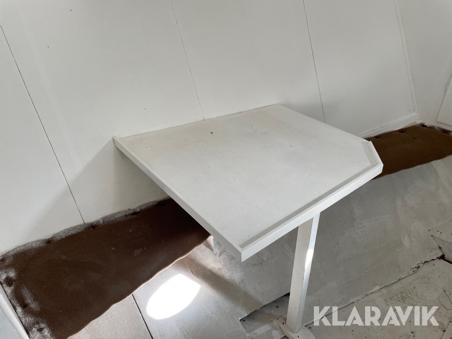 Båt med båttrailer