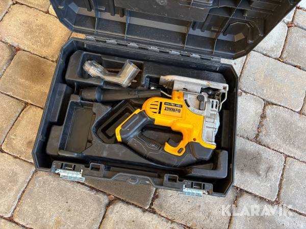 Sticksåg Dewalt DCS331