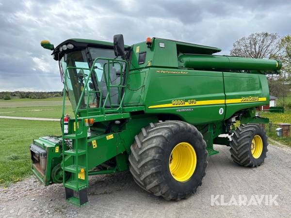Tröska John Deere 9880i STS
