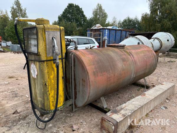 Dieseltank 3000L med shell pump