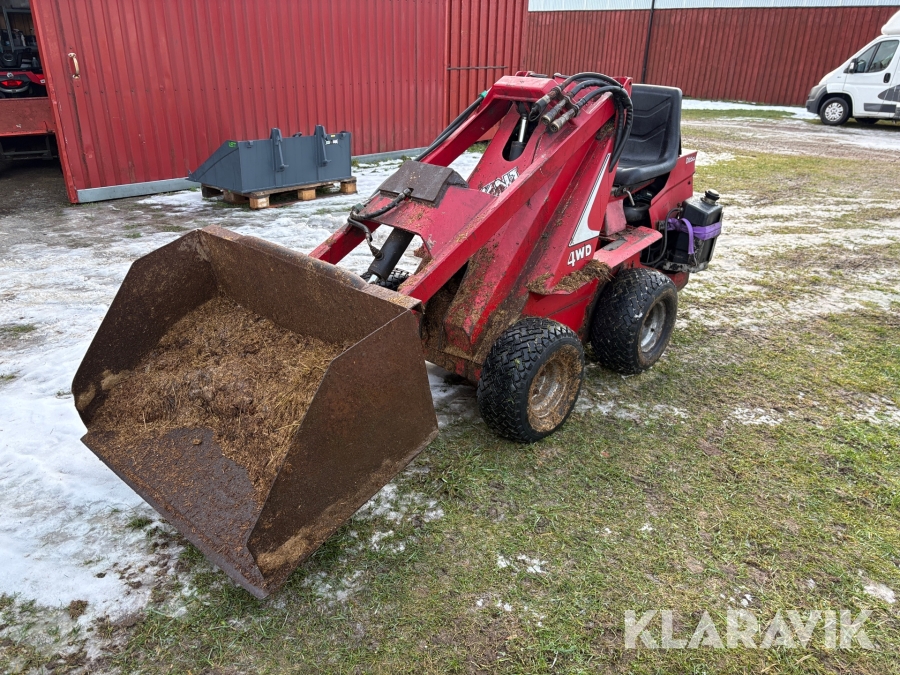 Kompaktlastare Avant Power 4WD