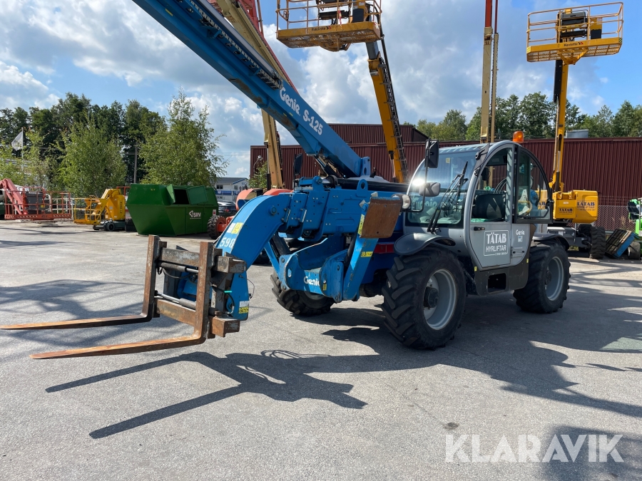 Teleskoplastare Genie GTH 4017SX