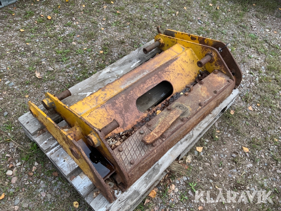 Redskapsfäste lilla BM fäste