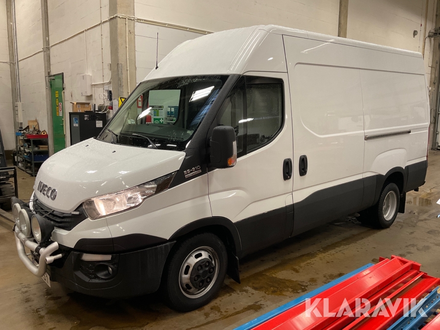 Skåpbil Iveco Daily 35-210 Hi-Matic