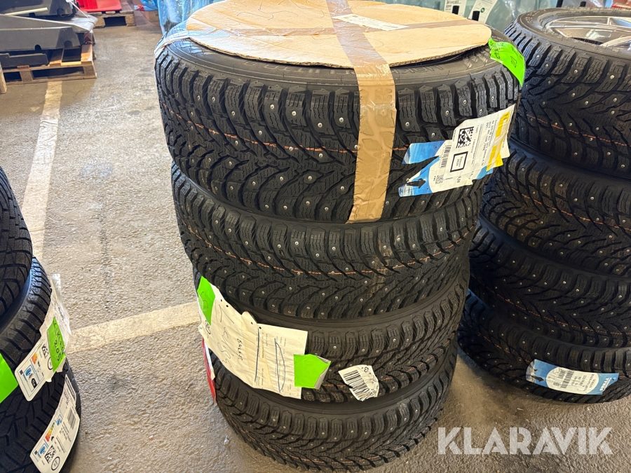 Däck med fälg Nokian 225/55R17