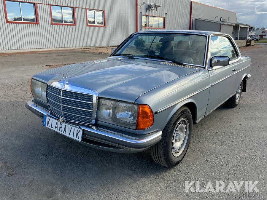 Veteranbil Mercedes-Benz 280 CE 4G-Tronic -81