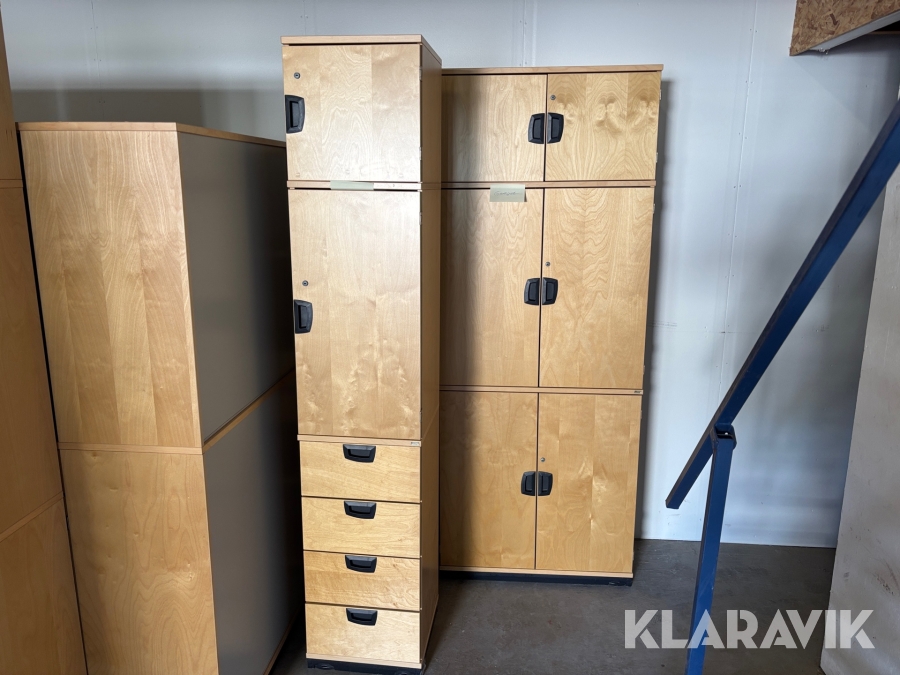 Parti med Dokumentskåp Kinnarps ca 20st