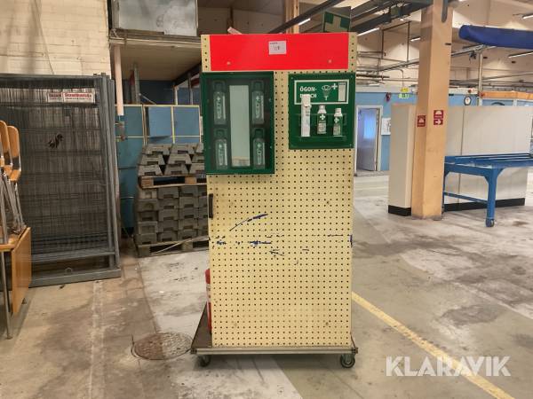 1:a hjälpen station