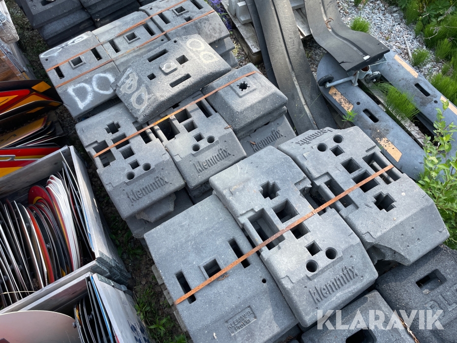 Fot till skylthållare Klemmfix 3 pallar ca 70 st